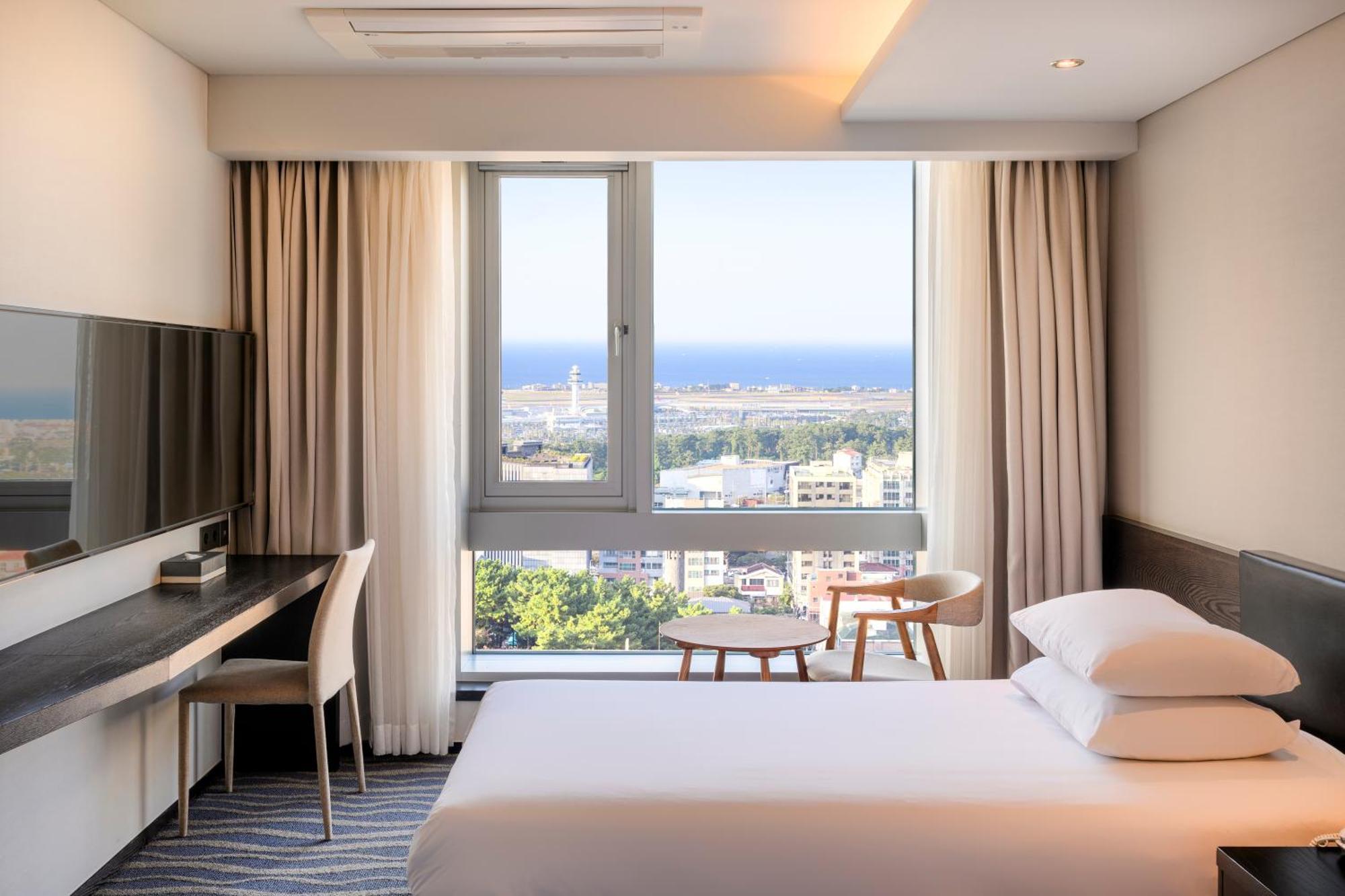 Gloucester Hotel Чеджудо Экстерьер фото