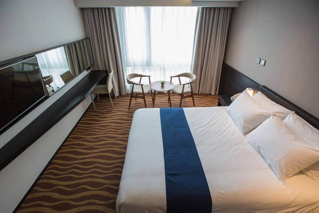 Gloucester Hotel Чеджудо Экстерьер фото